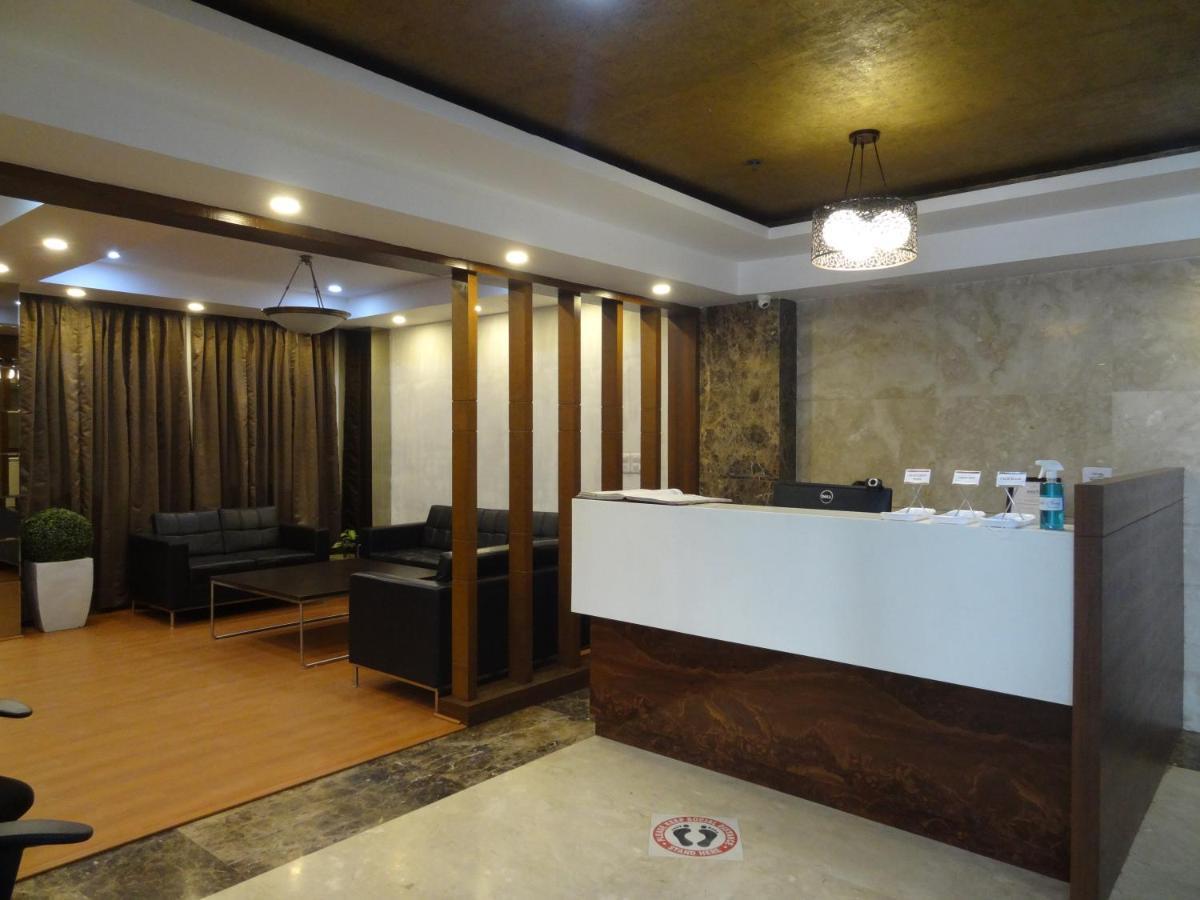 Hide Away Suites 노이다 외부 사진